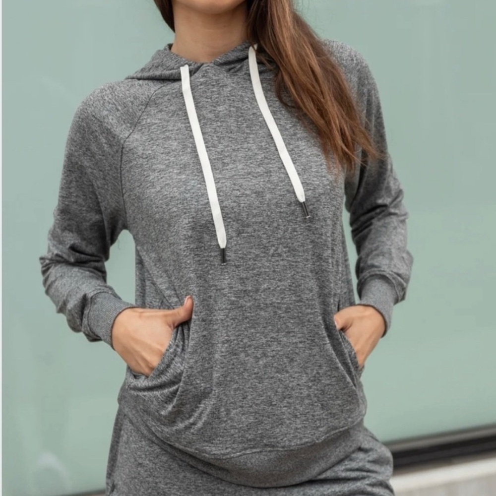 NWT FEAT FLOW/TECH ROAM UNISEX HEATHER GRAY HOODIE WITH POCKETS